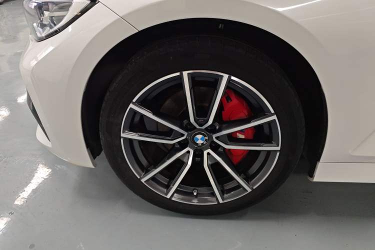 Used BMW 3 Series 2022 320Li M Sport Package Exterior 4