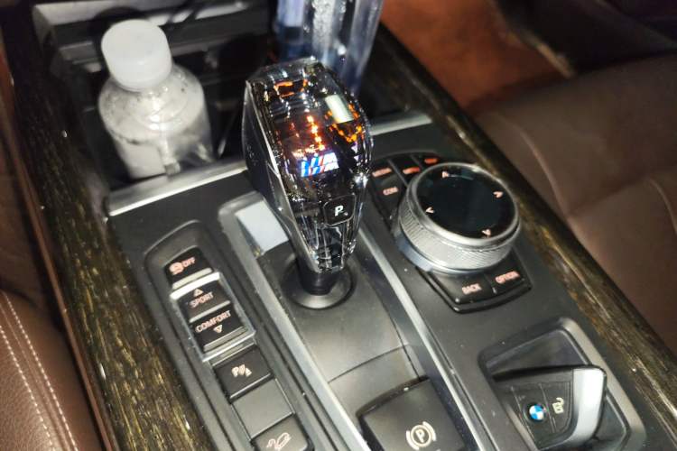 Used BMW X5 2018 xDrive35i M Sport Edition Gear Lever