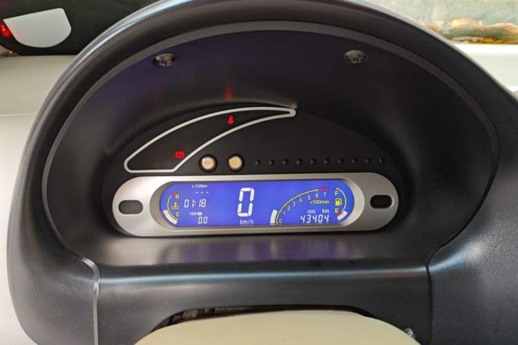 Used Chery QQ3 2012 Fashion Edition 1.0L Manual Champion Version
