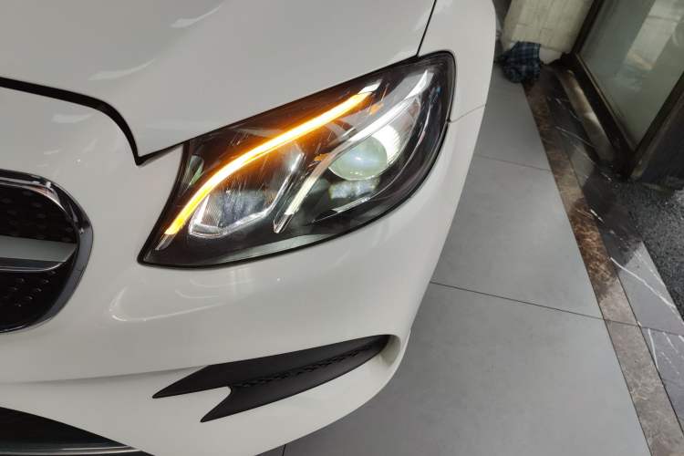 Used Mercedes-Benz E-Class 2020 E 260 Coupe