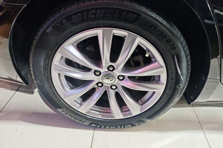 Used Infiniti Q70 2017 Q70L 2.5L Elite Edition Exterior 5