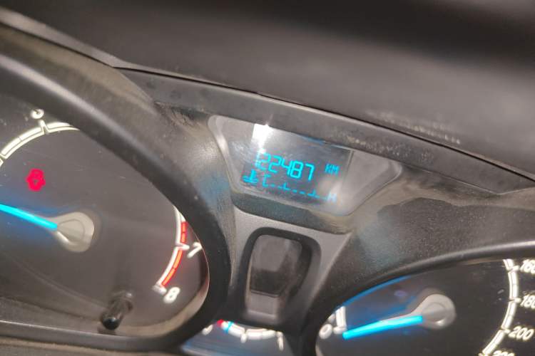 Used Ford Fiesta 2013 Sedan 1.5L Manual Fashion Edition
