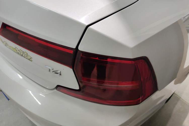 Used Volvo S90 2018 T4 Zhiyuan Edition
