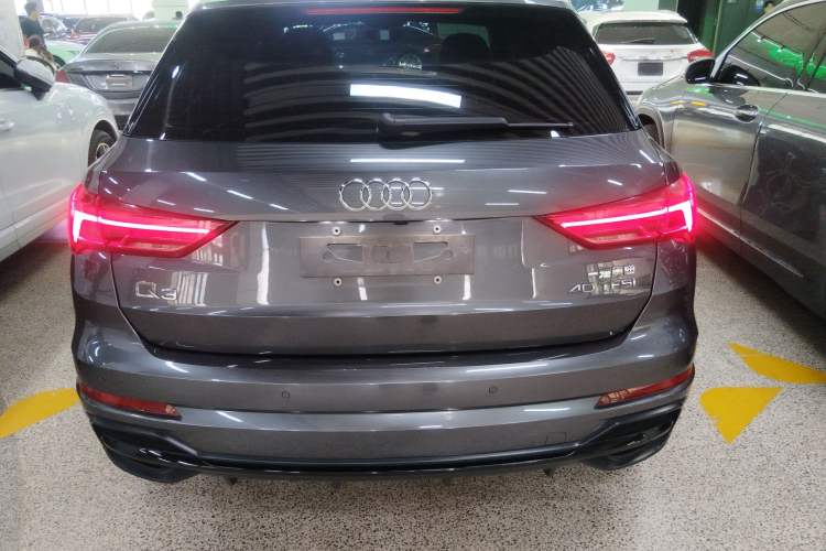 Used Audi Q3 2021 40 TFSI Fashion Dynamic Model