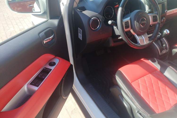 Used Jeep Compass 2014 Revised Version 2.4L Four-Wheel Drive Comfort Edition