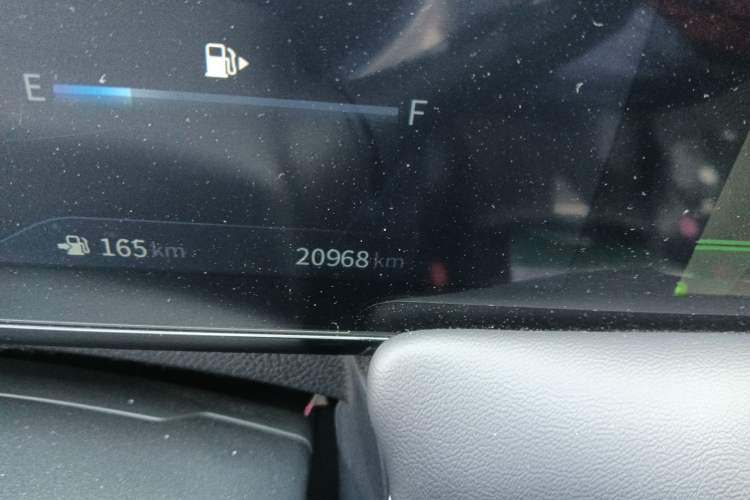 Used Venucia V 2022 260T Black Horse Edition · Idol
