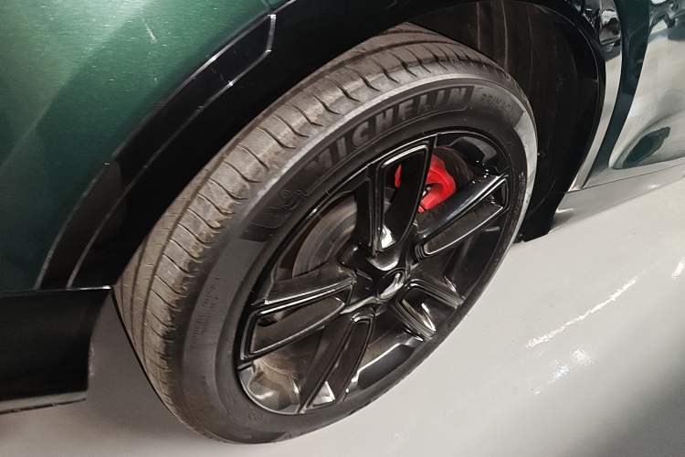 Used VOYAH FREE 2025 318 318 km Rear-Drive Touring Edition