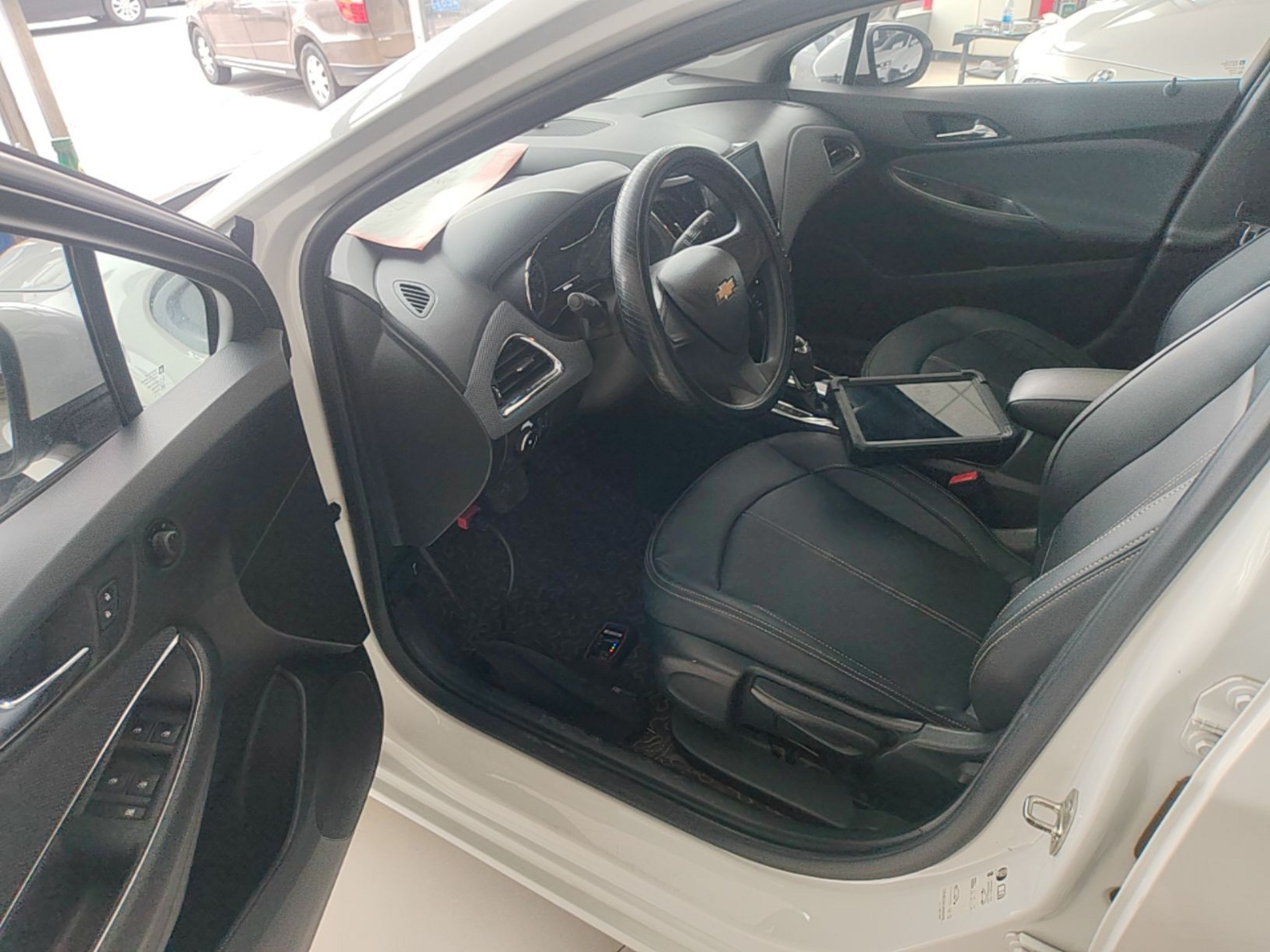 Vordere Reihe im Auto