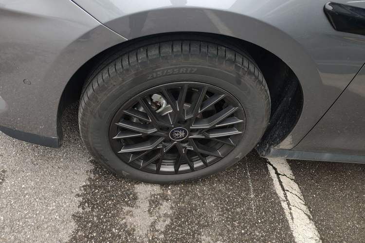 Used BYD Qin PLUS 2025 EV Smart Drive Edition 510KM Leading Model Left Front Wheel Hub