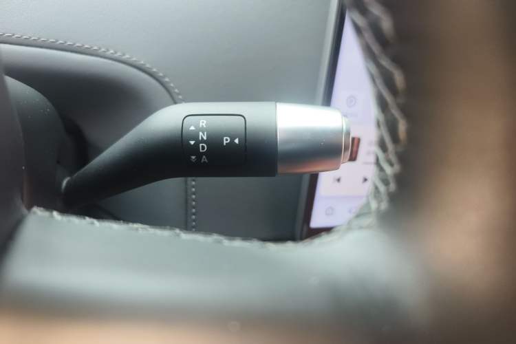 Used Li Auto L6 2025 Pro Smart Refresh Edition Gear Lever