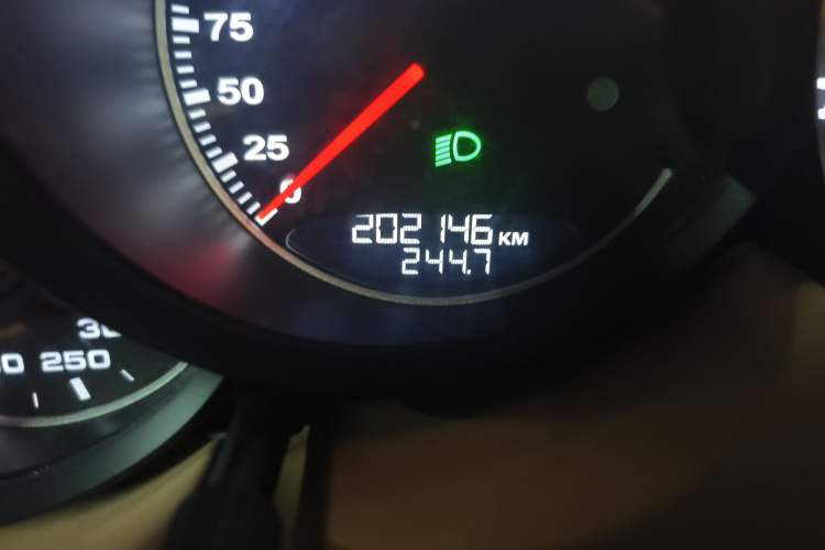 Used Porsche Cayenne 2011 Cayenne S Hybrid 3.0T
