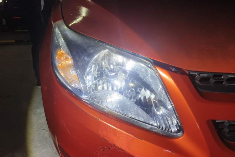 Used Chevrolet Sail 2013 Sedan 1.2L Manual Fashionable Happiness Edition
