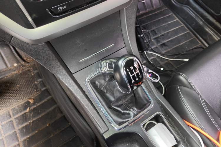 Used Geely Auto Emgrand 2016 Sedan 1.5L Manual Upward Edition