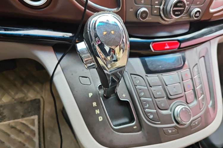 Used JAC Group Refine M5 2016 2.0T Gasoline Automatic Business Edition