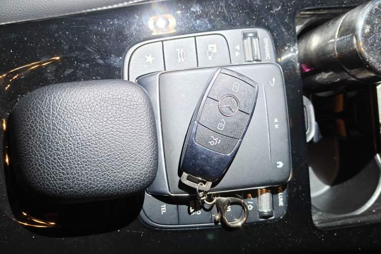 Used Mercedes-Benz A-Class 2022 Revised Version A 200 L Sport Sedan Fashionable Style