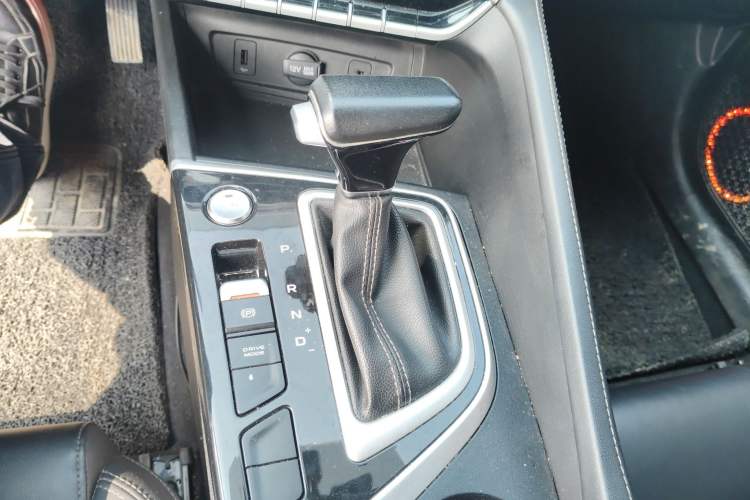 Used Changan Eado 2020 PLUS Blue Whale NE 1.4T GDI DCT Prestige Model
