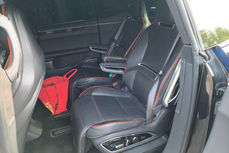 Used HiPhi X 2021 Founder Edition 6-seater Left Rear Seat