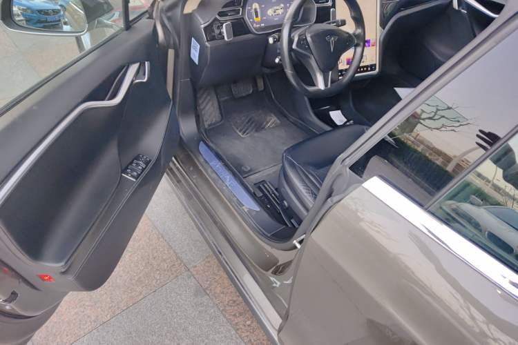 Used Tesla Model S 2015 S 70D Driver Seat