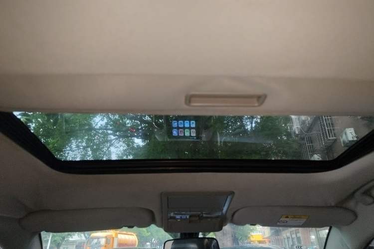 Used Chevrolet Captiva 2015 2.4L 4x4 Flagship Edition 7-Seater