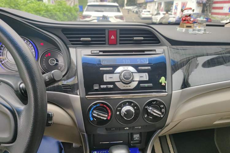 Used Honda Crider 2013 1.8L automatic comfort version
