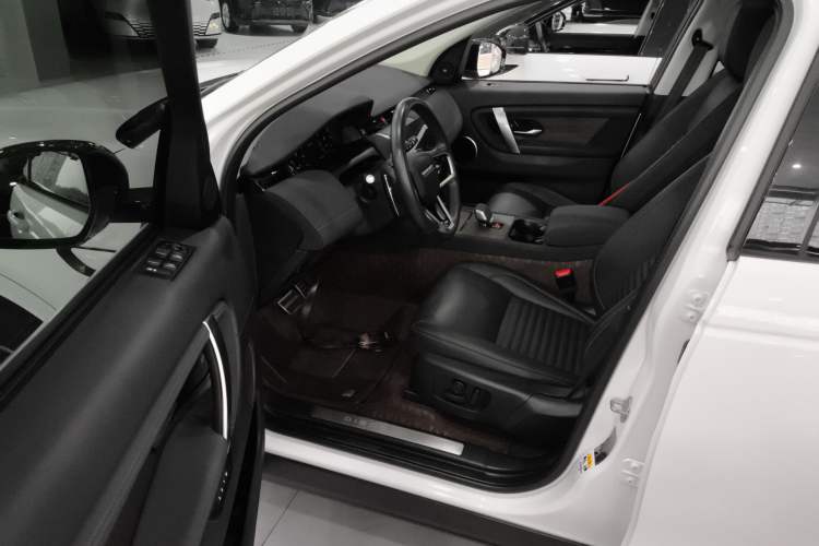 Used Land Rover Discovery Sport 2024 Performance Tech Edition Driver Seat