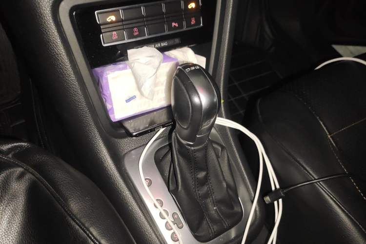 Used Volkswagen Sharan 2018 380TSI Comfort Edition 7-Seater Gear Lever