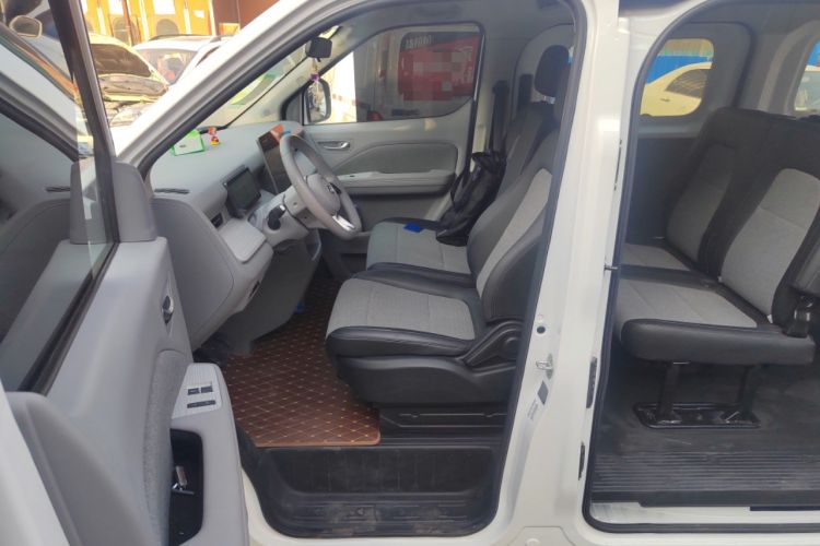 Used Ruichi R5 2025 Model Passenger Vehicle Smart Driving Ultra-Charging Edition, Beyond Type I
