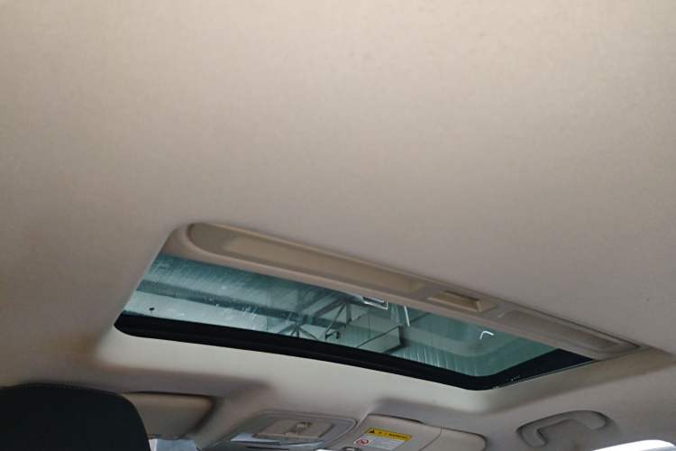 Used Roewe i5 2019 1.5L Automatic 4G Connected Langhao Edition