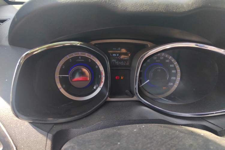 Used JAC Group Refine S5 2014 1.5T Manual Luxury Edition