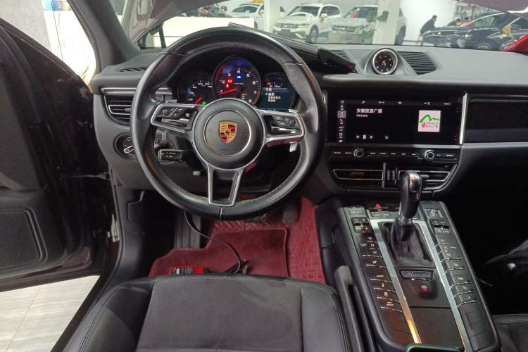 Used Porsche Macan 2018 Macan 2.0T