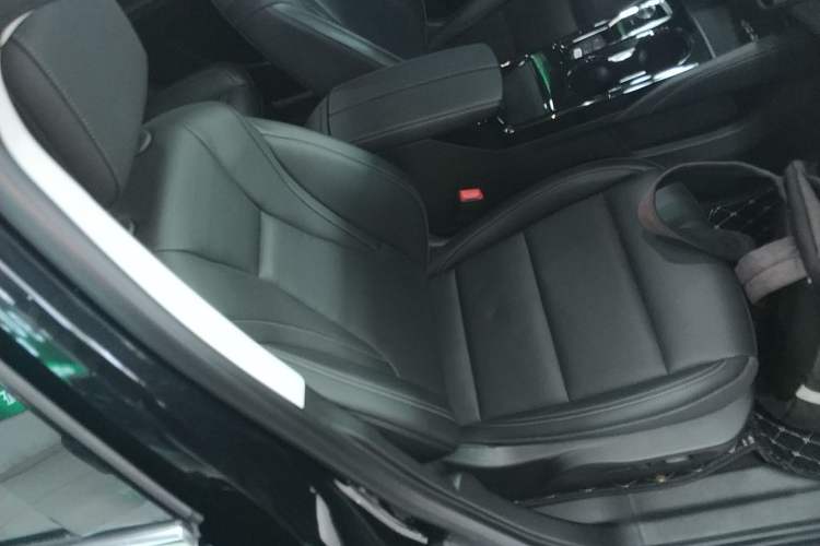 Used Buick Envision 2025 25T Entry-Grade Platinum Edition
