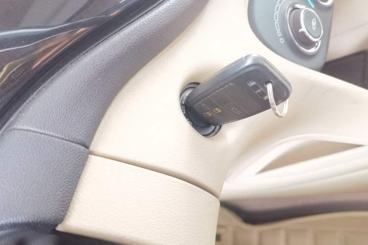 Used Fiat Viaggio 2012 1.4T Automatic Jingxiang Edition Vehicle Key