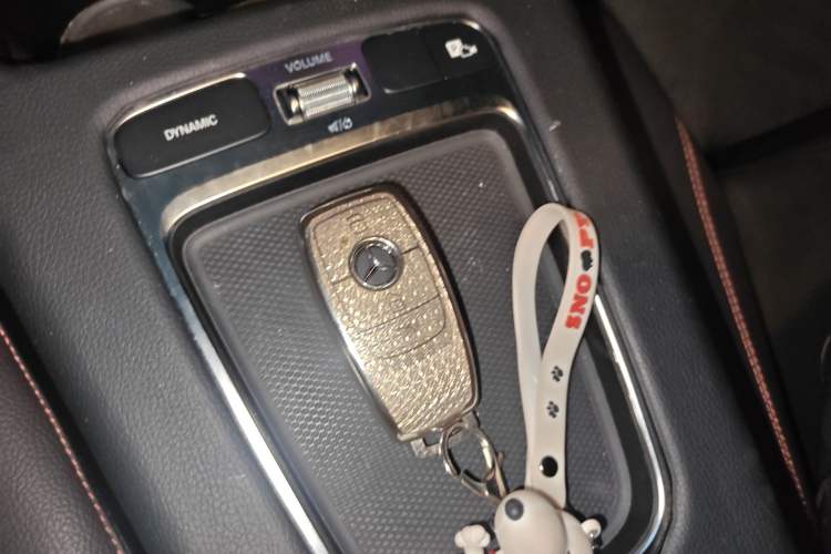 Used Mercedes-Benz A-Class 2024 Updated A 200 L Fashion Version Vehicle Key