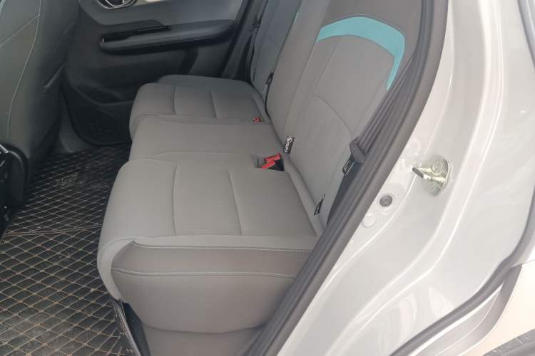 Used AION Y 2023 Plus 610 Enjoy Edition
