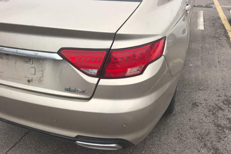 Used Geely Auto Emgrand GL 2018 1.8L Manual Elite Smart Connectivity Version
