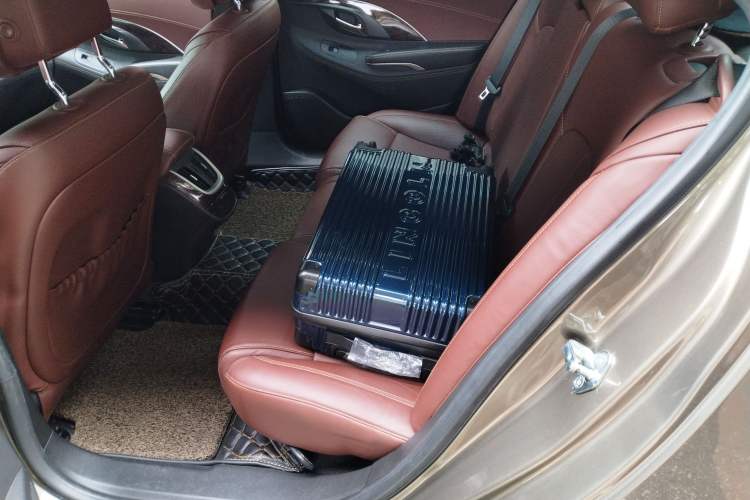 Used Buick LaCrosse 2013 2.4L SIDI Elite Comfort Version
