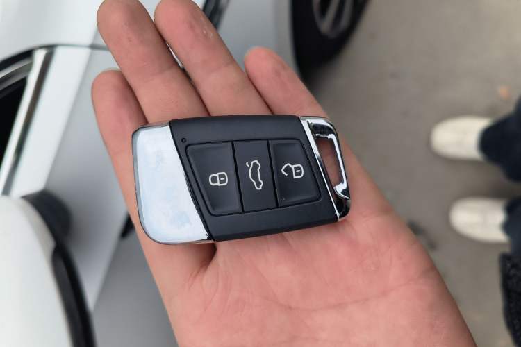 Used Volkswagen FAW-Volkswagen CC 2020 330TSI Glamour Edition China VI Standard Vehicle Key