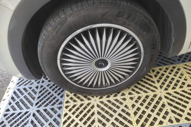 Used Wuling Bingo 2023 333 km Lingxi Connected+ Version