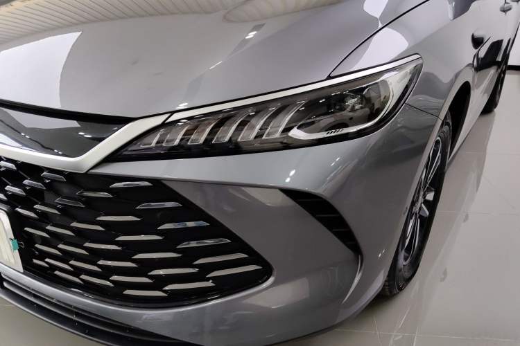 Used BYD Qin PLUS 2025 DM-i Smart Drive 120KM Superior Model