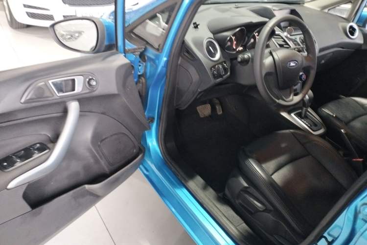 Used Ford Fiesta 2013 Hatchback 1.5L Automatic Prestige Model