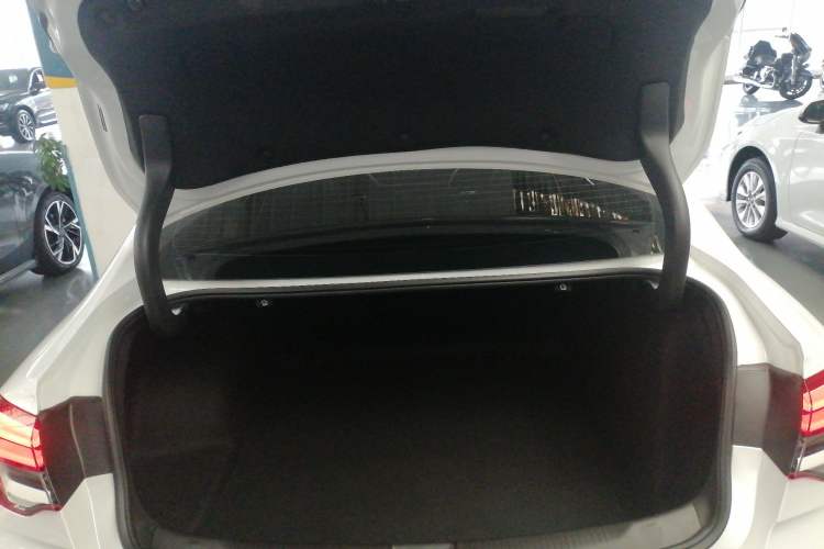 Used Buick Regal 2024 25T Deluxe Edition
