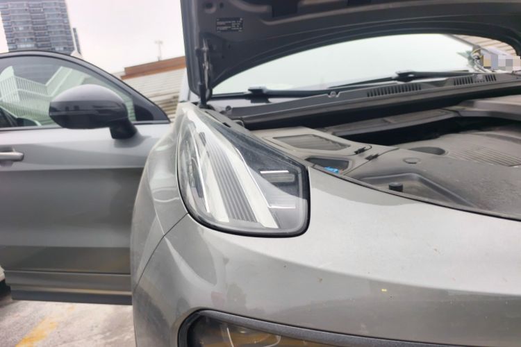 Used Lynk & Co 05 2020 2.0TD Four-Wheel Drive HypeHalo Right Front Headlight