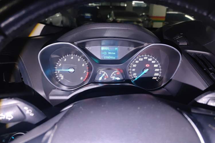 Used Ford Kuga 2015 1.5L GTDi Two-Wheel Drive Fashion Edition
