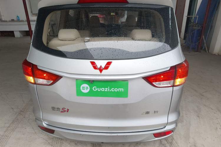 Used Wuling Hongguang 2015 1.5L S1 Standard China V-Emission Standards