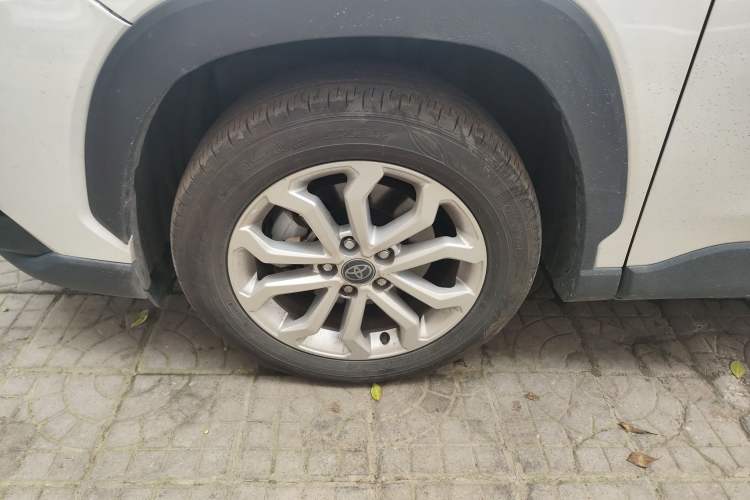 Used Toyota FRONTLANDER 2024 2.0L CVT Elite Edition Left Front Wheel Hub