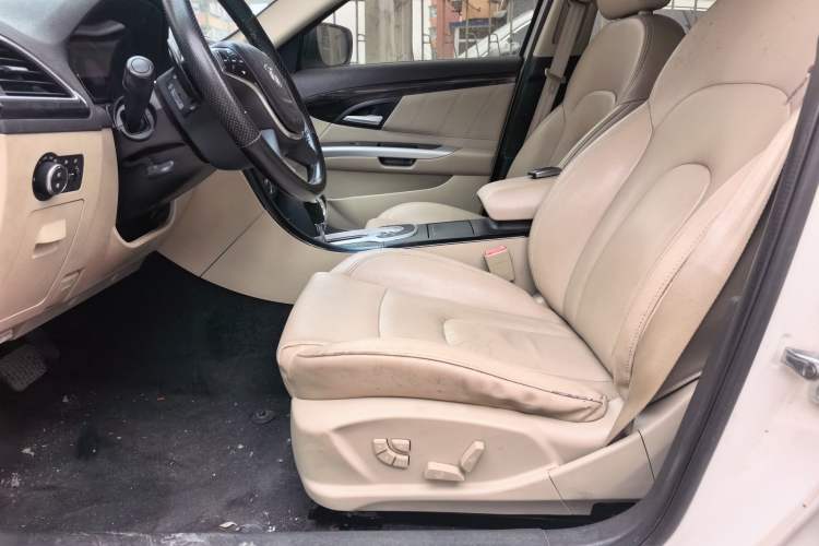 Used BAIC Senova D70 2013 2.3T Elite Edition
