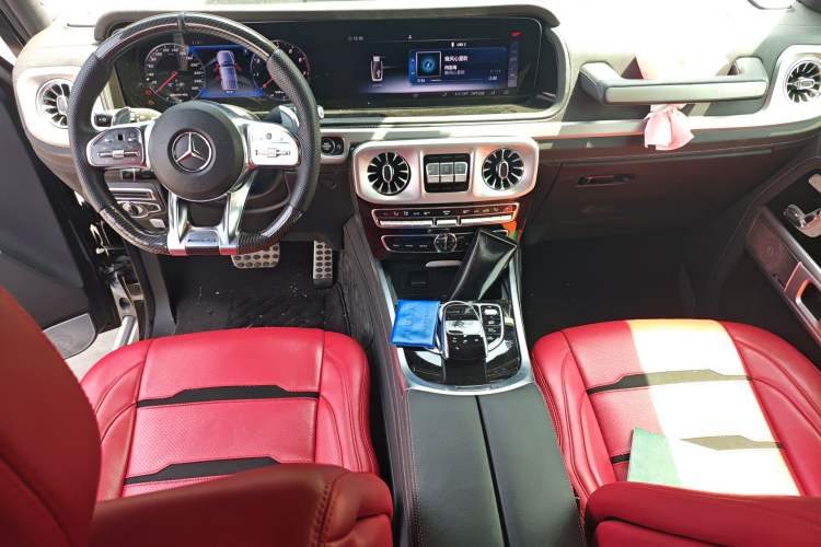 Used Mercedes-Benz G-Class AMG 2013 AMG G 63 Center Console