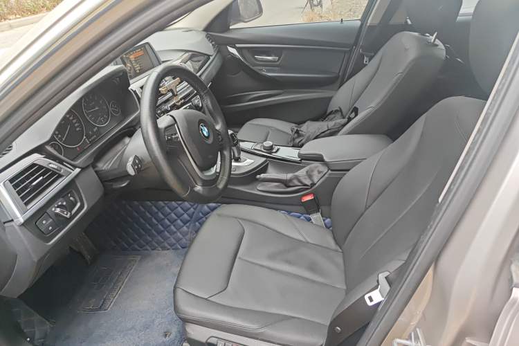 Used BMW 3 Series 2017 320Li Fashion Model Left Front Seat
