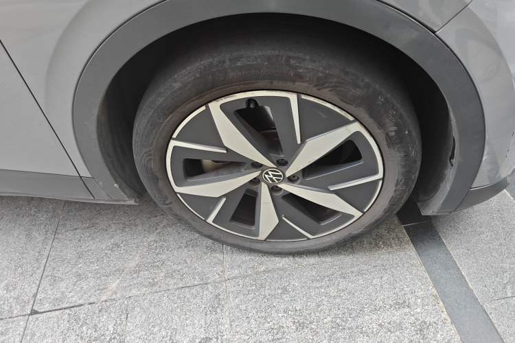 Used Volkswagen ID.4 CROZZ 2021 Long-Range PRO Two-Wheel Drive Version