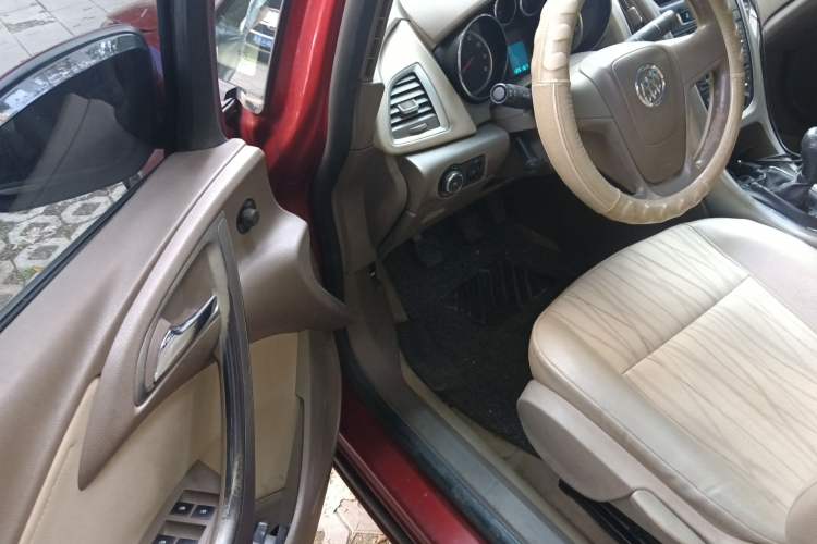 Used Buick GT 2012 GT 1.6L Manual Comfort Edition